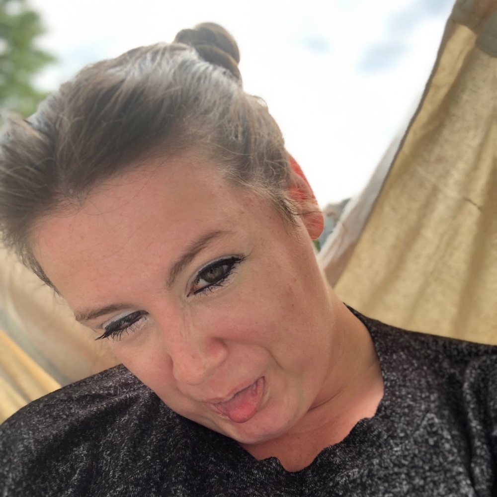 Meet your Posher, Cassie